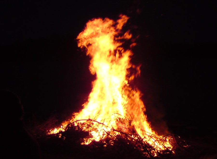 samhain bonfire