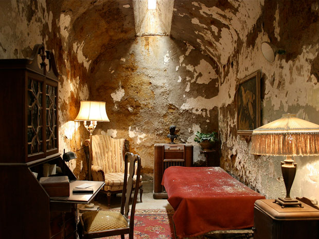 most haunted places eastern state penitentiary
