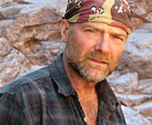 Surviving Bigfoot? Les Stroud Takes On Sasquatch