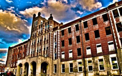Waverly Hills Sanatorium – America’s Paranormal Playroom History, hauntings, tour of the infamous shuttered Louisville TB hospital