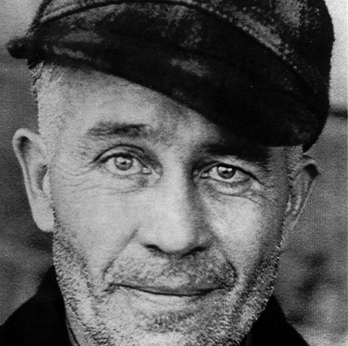 Ed Gein – One of the Oddest, Most Notorious Killers in American History Is he also the most misunderstood?